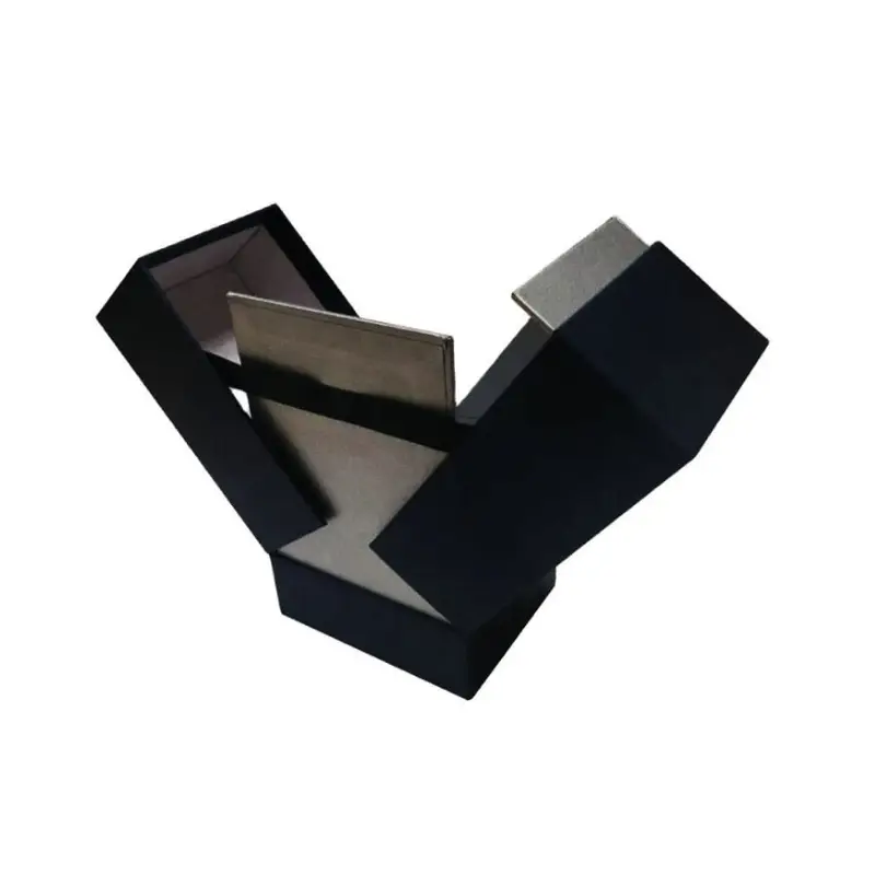 middle open black perfume box